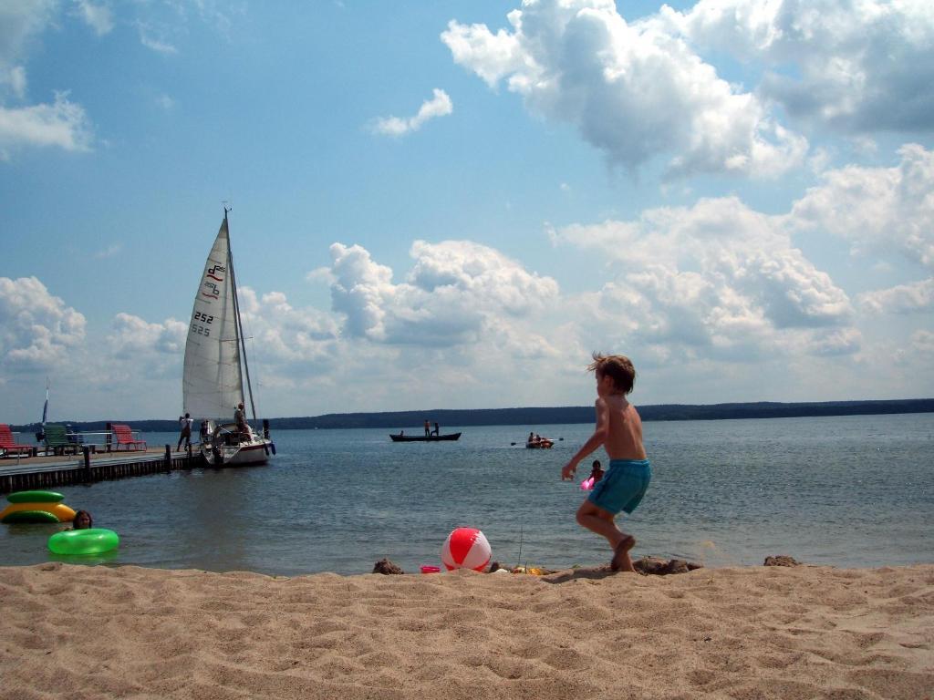 Ferienpark Heidenholz Plau am See Szoba fotó